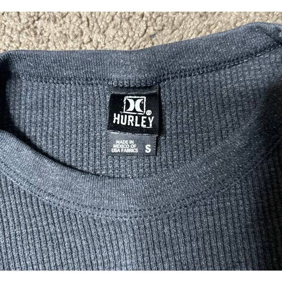 Men’s Small Hurley Long Sleeve Dark Gray Waffle Knit Logo Shirt - Picture 2 of 6